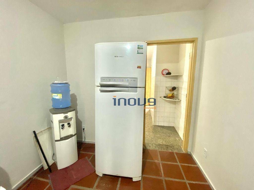 Casa à venda com 3 quartos, 158m² - Foto 9