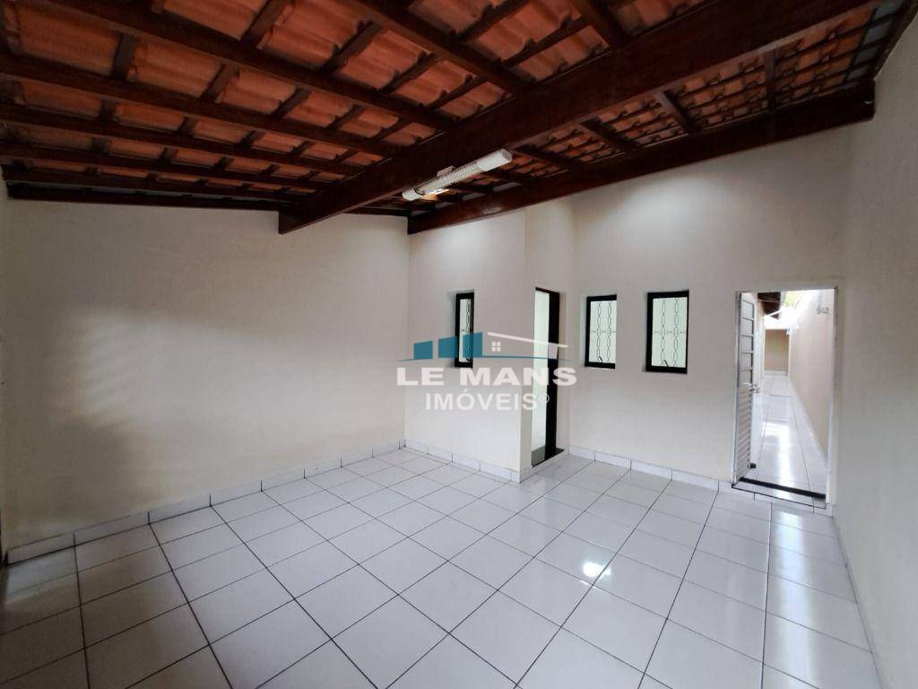 Casa à venda com 2 quartos, 110m² - Foto 5