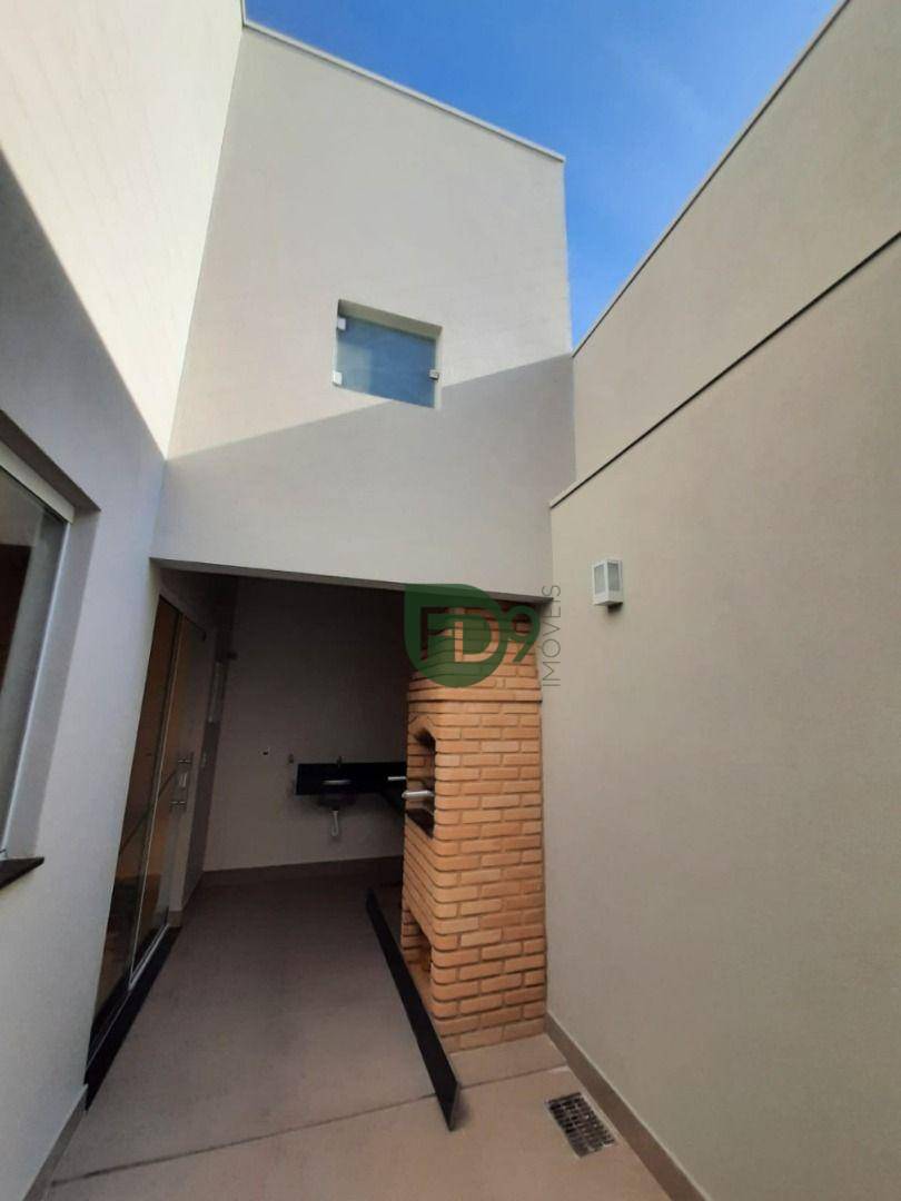 Casa à venda com 3 quartos, 134m² - Foto 17