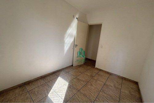 Apartamento à venda com 2 quartos, 55m² - Foto 13