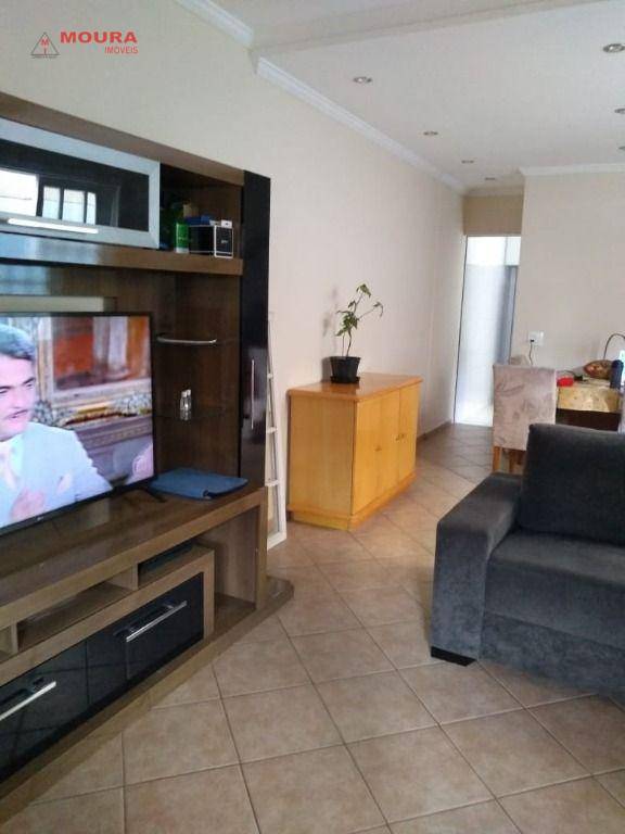 Sobrado à venda com 3 quartos, 110m² - Foto 1