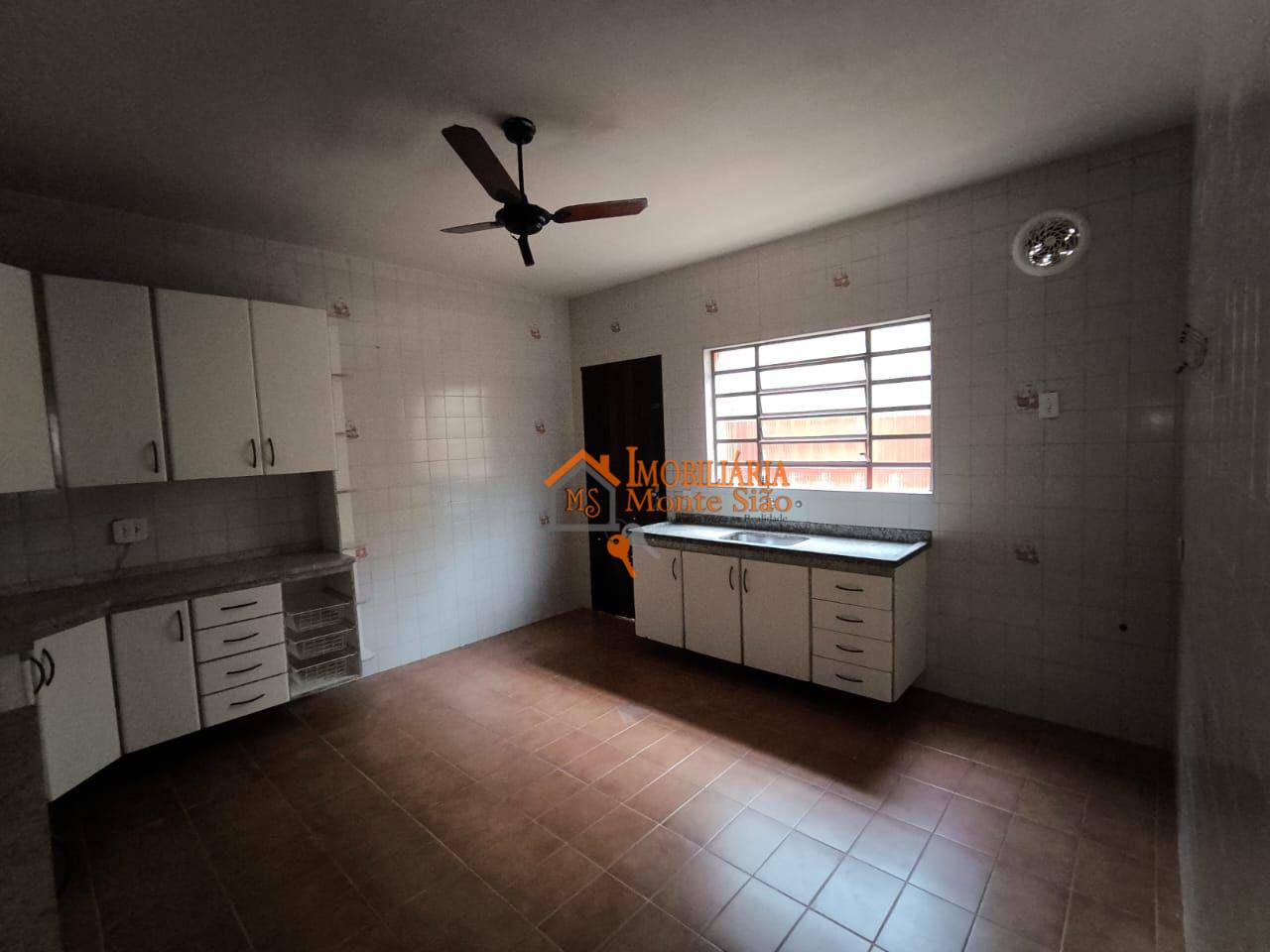 Casa para alugar com 3 quartos, 125m² - Foto 8