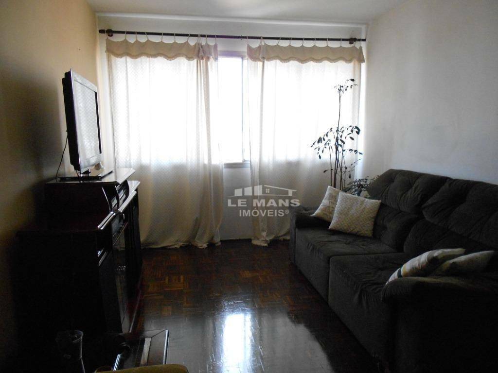 Apartamento à venda com 3 quartos, 95m² - Foto 8