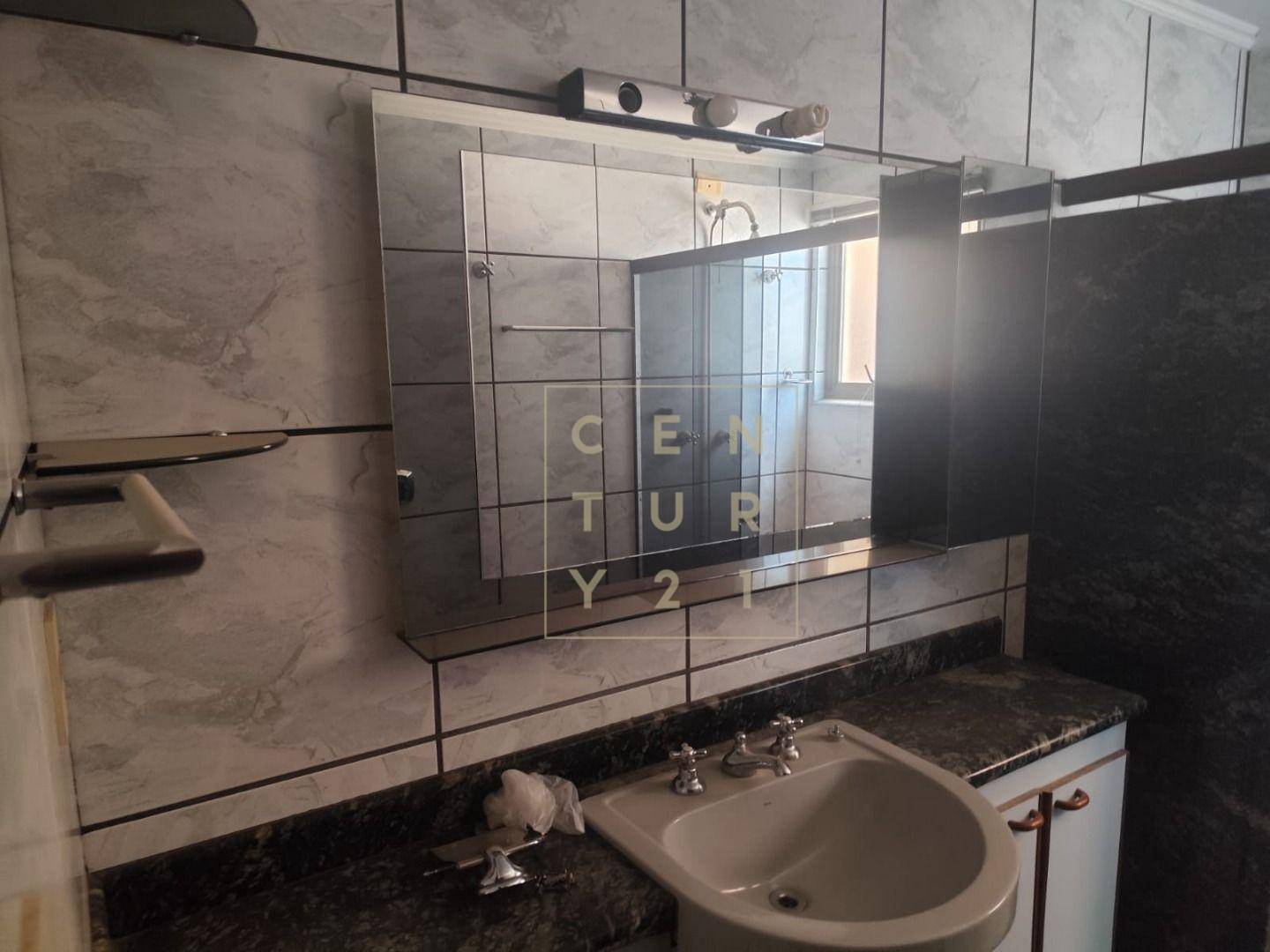Apartamento à venda com 3 quartos, 160m² - Foto 3