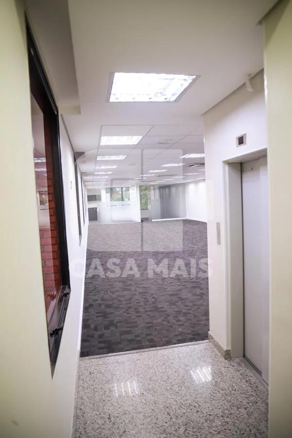 Prédio Inteiro para alugar, 1500m² - Foto 7