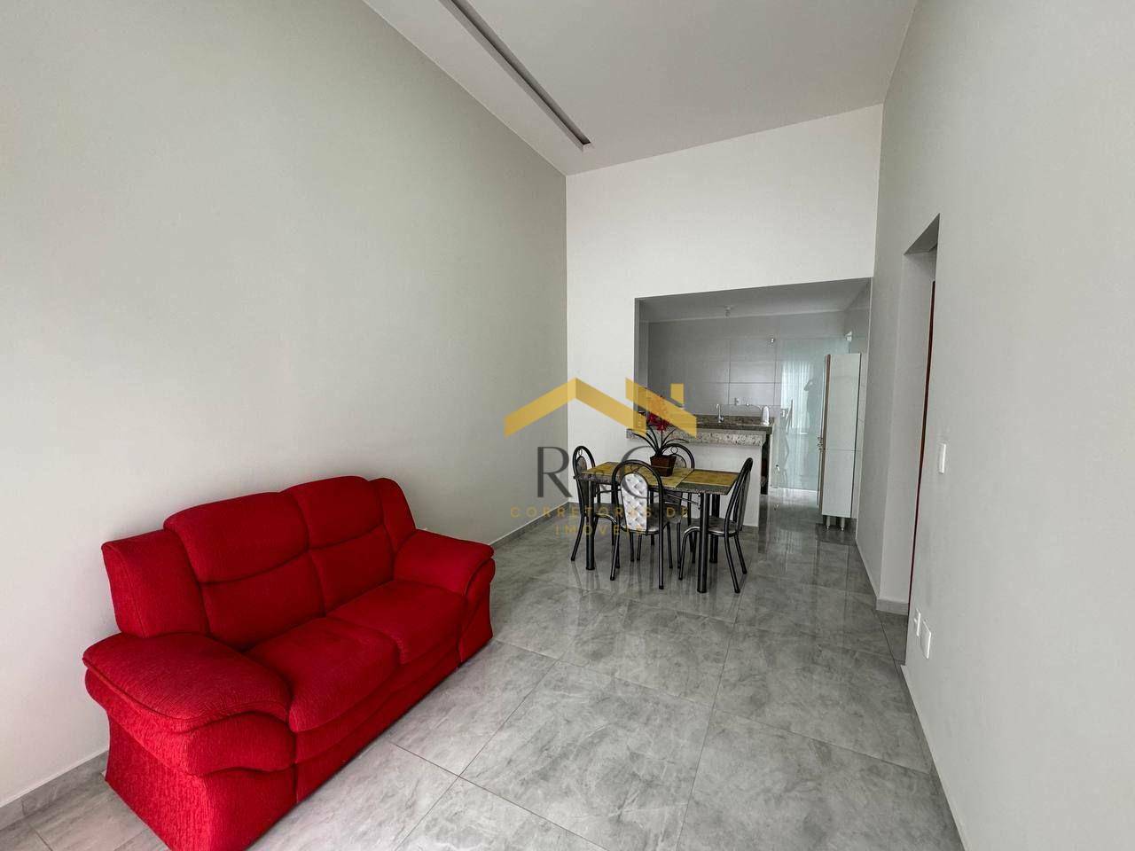 Casa à venda com 2 quartos, 65m² - Foto 4