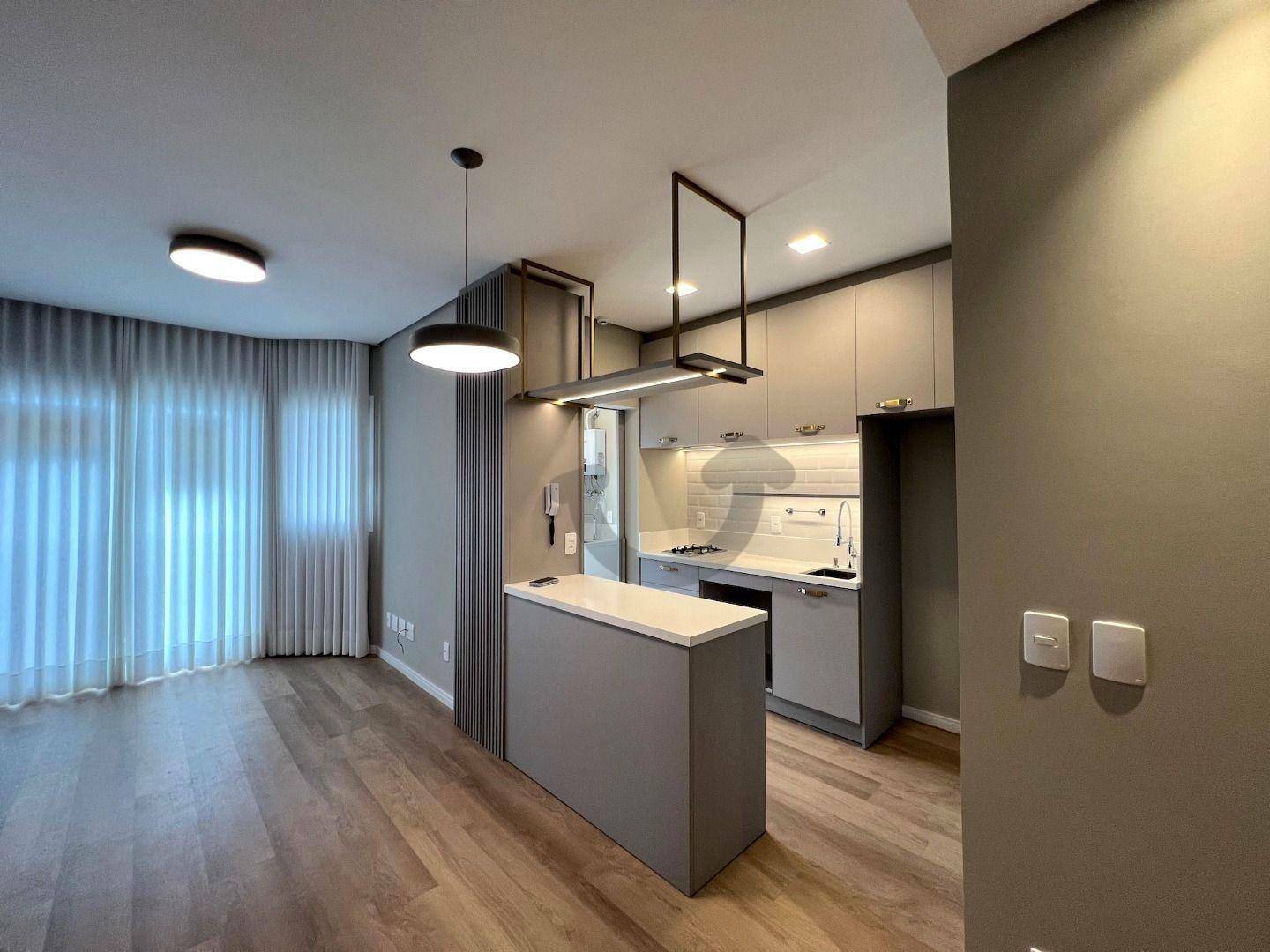 Apartamento para alugar com 2 quartos, 65m² - Foto 5