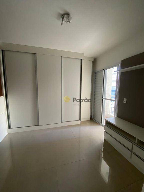 Apartamento à venda com 3 quartos, 80m² - Foto 5