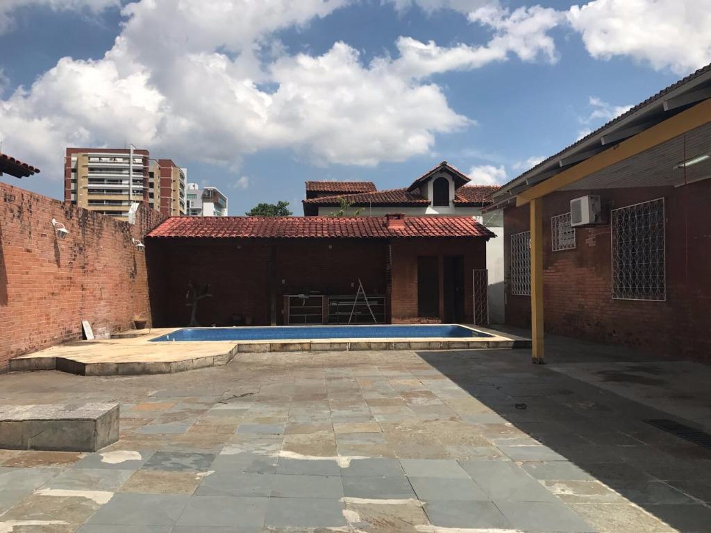 Casa à venda com 2 quartos, 288m² - Foto 2