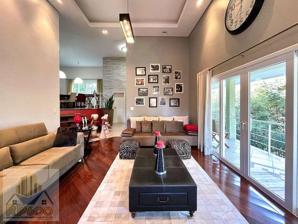 Casa de Condomínio à venda com 4 quartos, 553m² - Foto 10