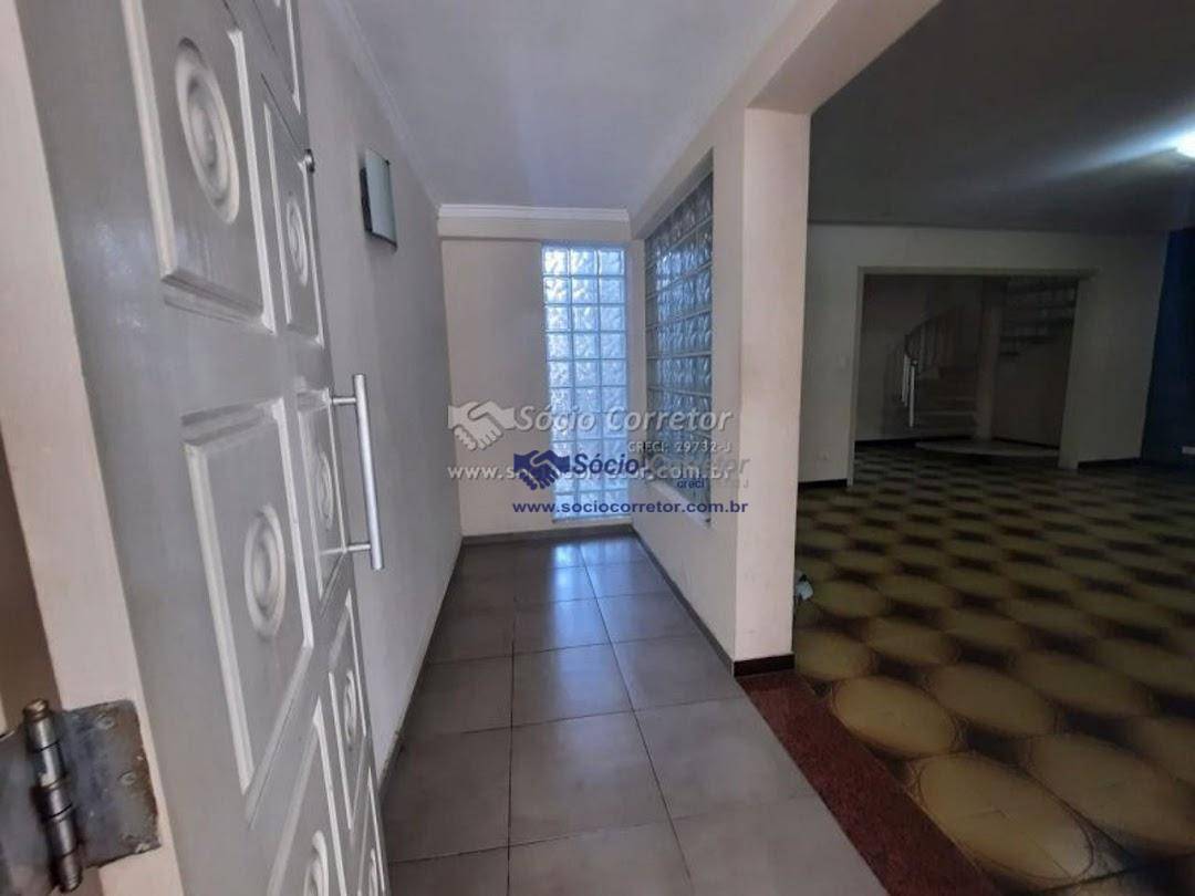 Sobrado à venda com 3 quartos, 206m² - Foto 4