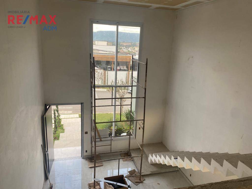 Sobrado à venda com 3 quartos, 240m² - Foto 11