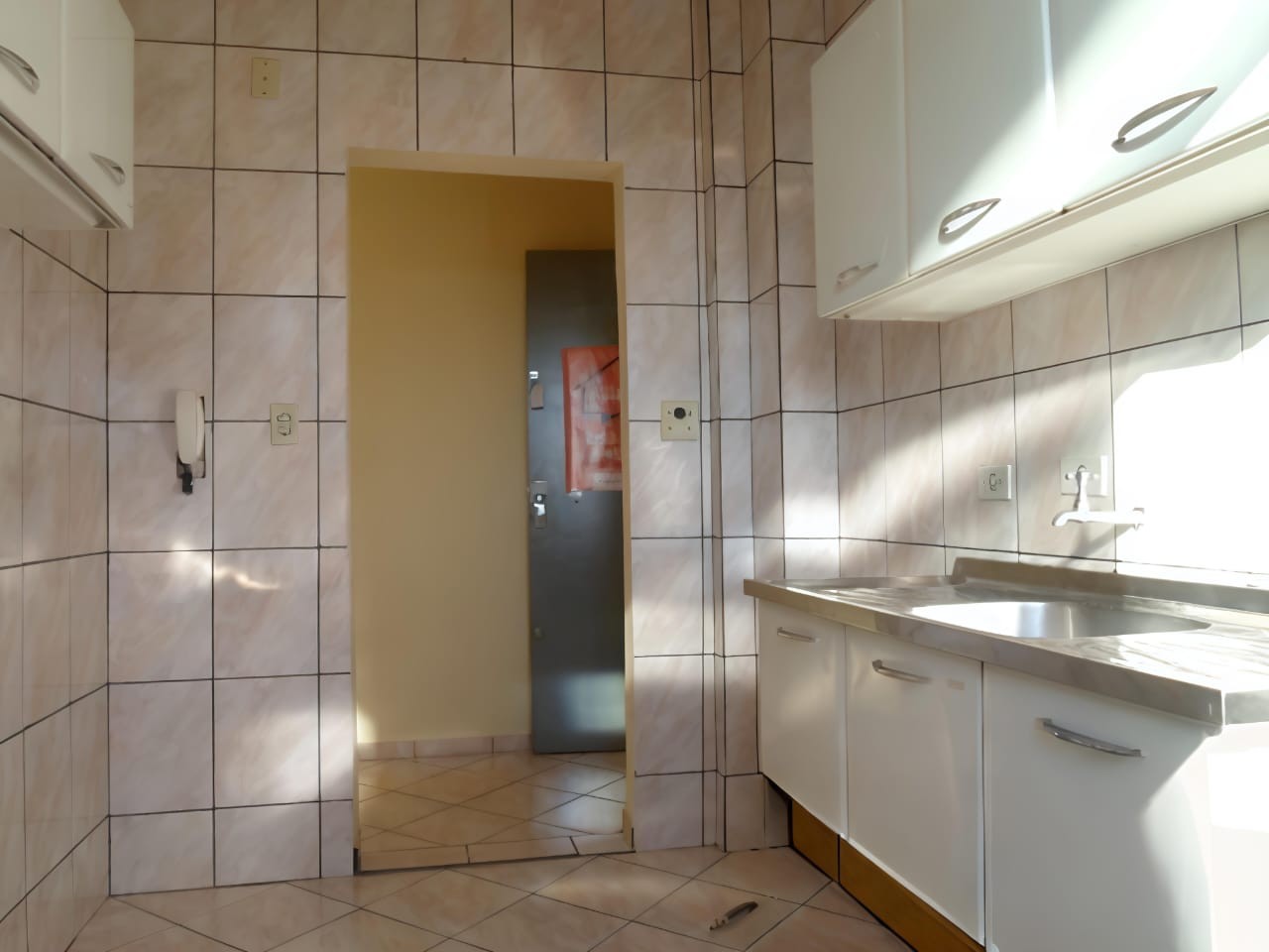 Apartamento à venda com 1 quarto, 38m² - Foto 5