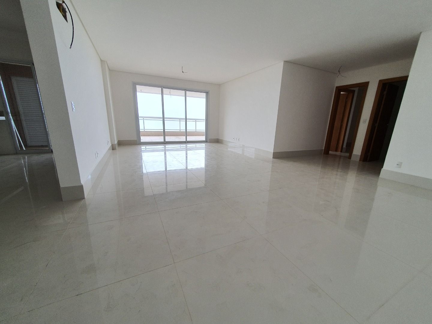 Apartamento à venda com 4 quartos, 250m² - Foto 6