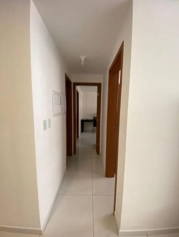 Apartamento à venda com 2 quartos, 57m² - Foto 9