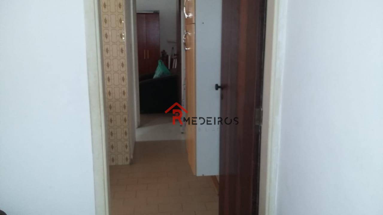 Apartamento à venda com 1 quarto, 63m² - Foto 9