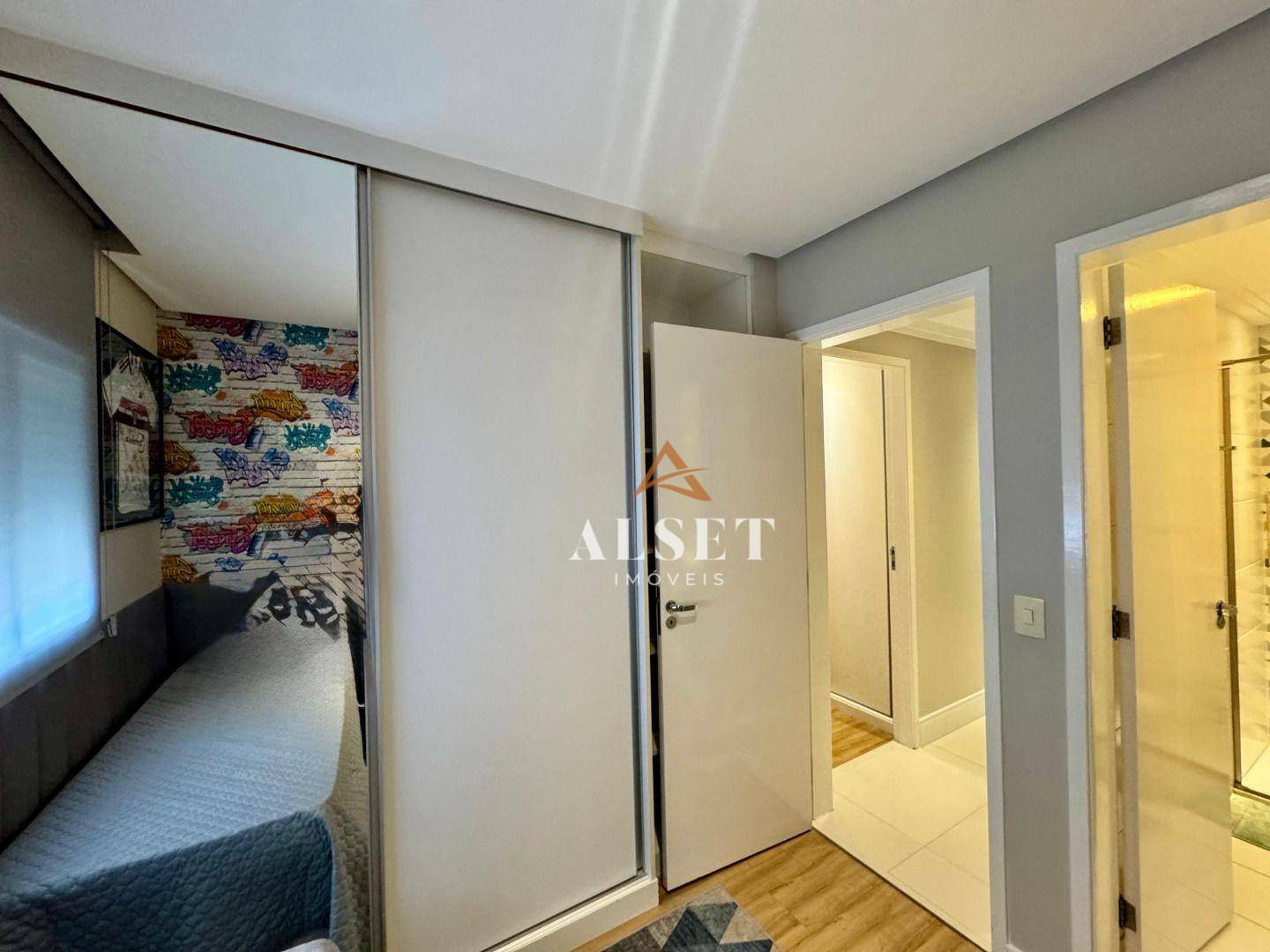 Apartamento à venda com 3 quartos, 105m² - Foto 9