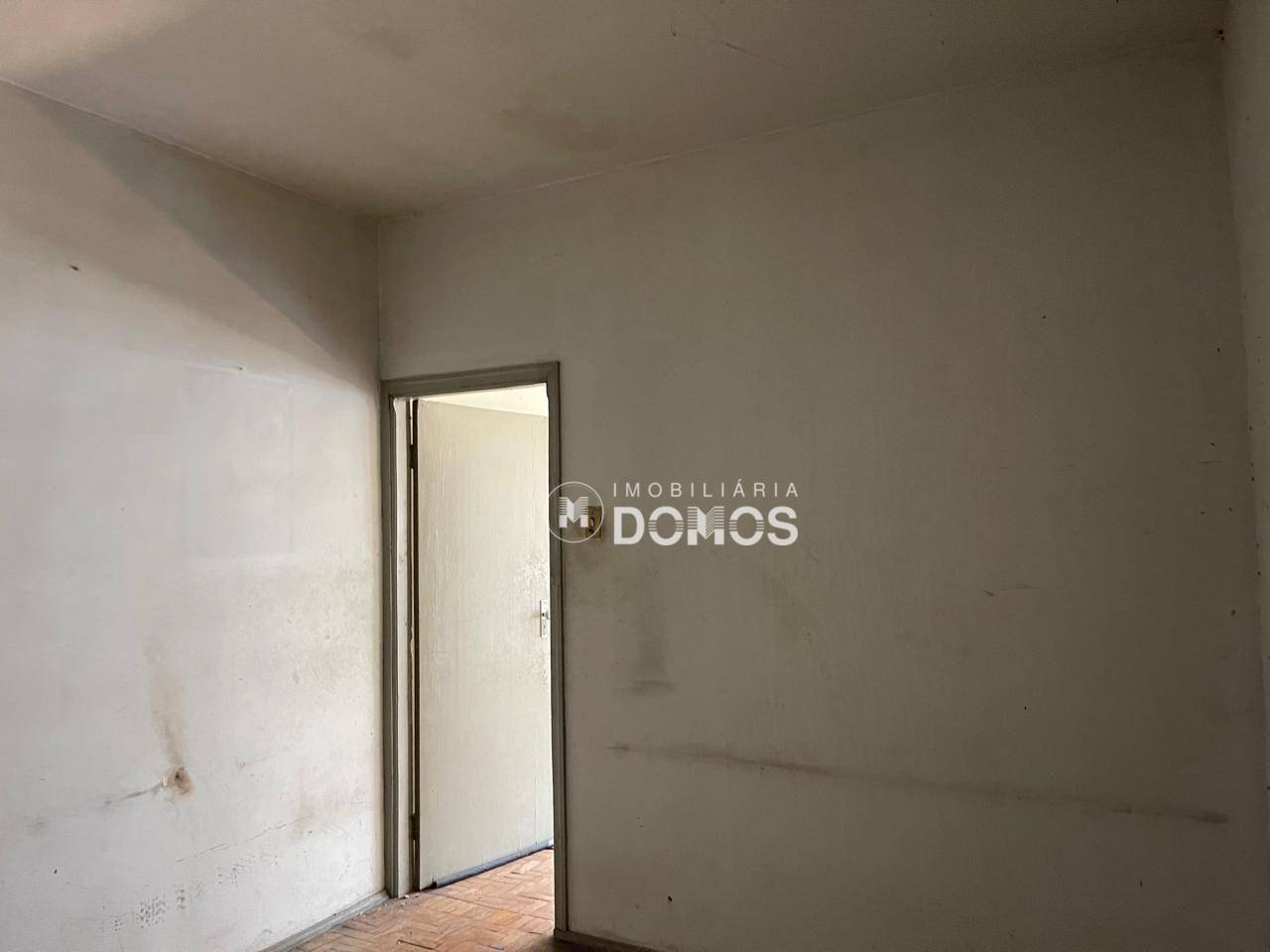 Casa à venda com 5 quartos, 180m² - Foto 10