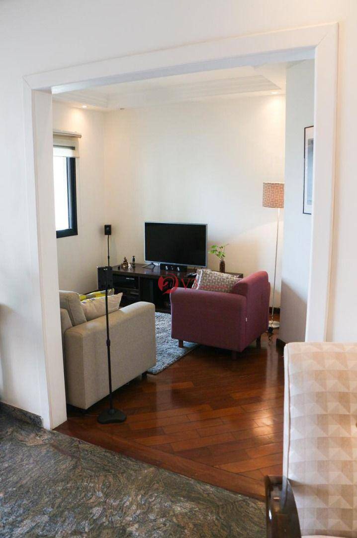 Apartamento à venda com 3 quartos, 137m² - Foto 27