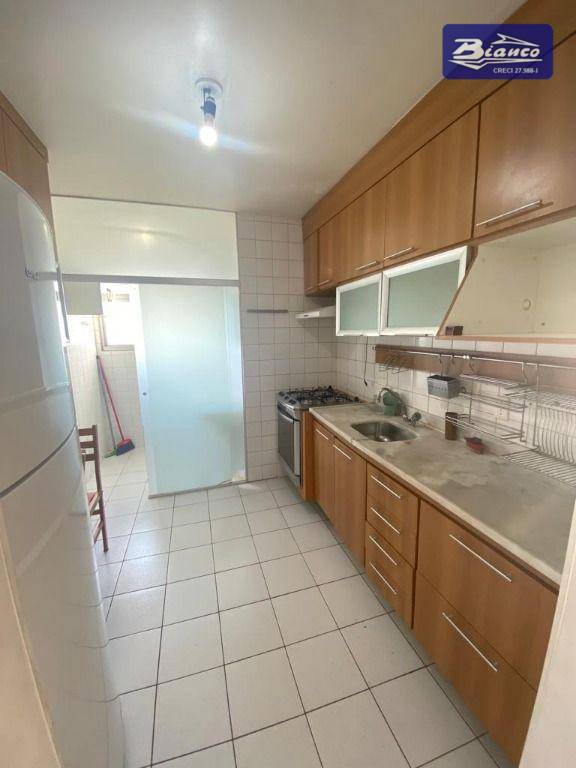 Apartamento para alugar com 2 quartos, 54m² - Foto 9