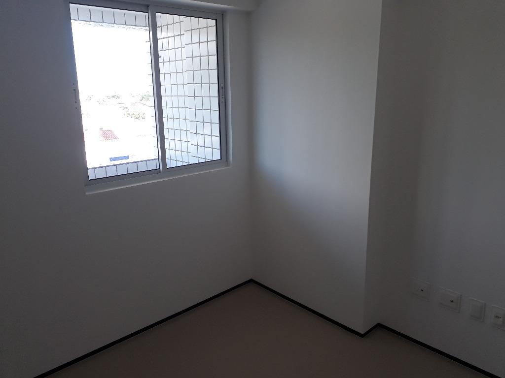 Apartamento à venda com 3 quartos, 114m² - Foto 12