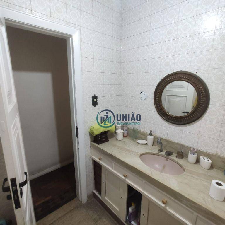 Apartamento à venda com 3 quartos, 113m² - Foto 18