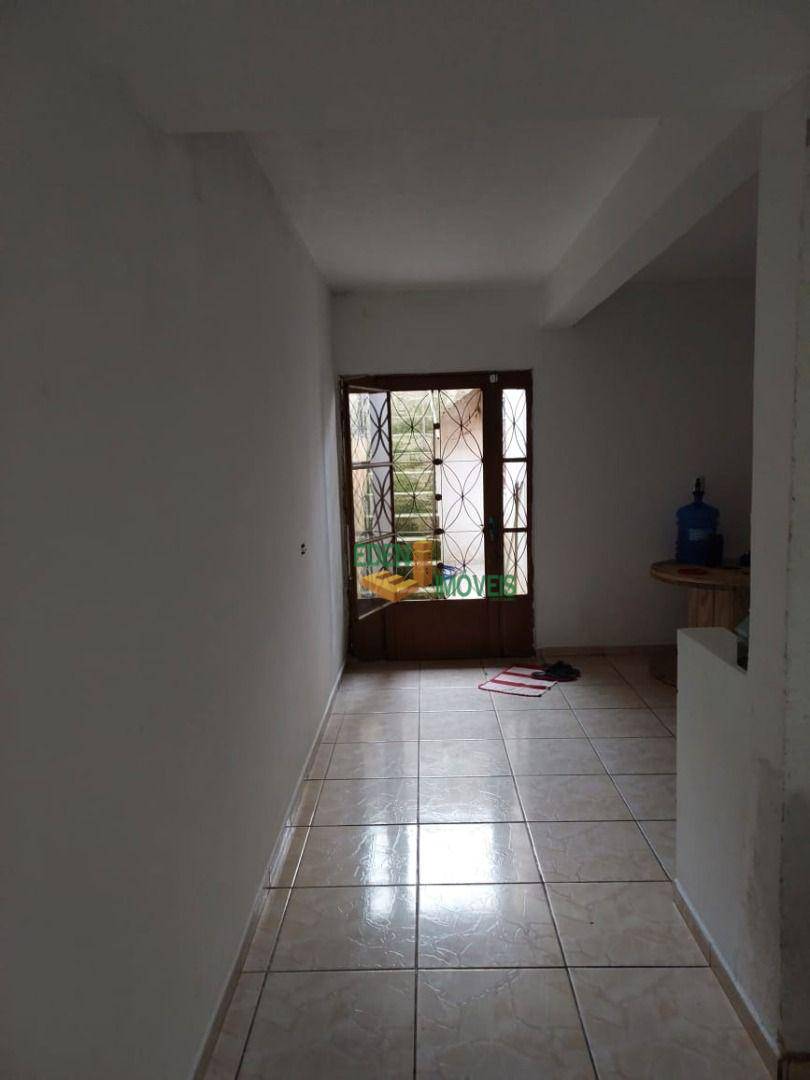 Casa à venda com 2 quartos, 107m² - Foto 11