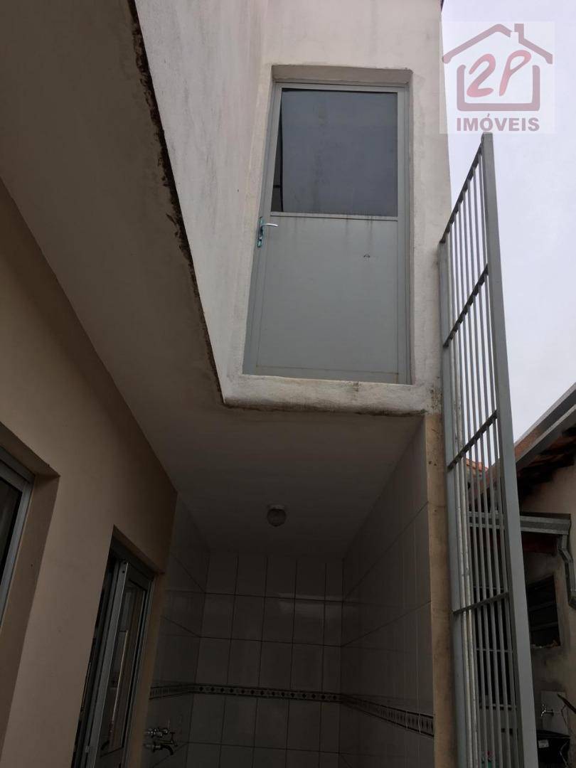 Casa à venda com 2 quartos, 80m² - Foto 8