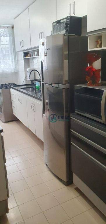 Apartamento à venda com 3 quartos, 90m² - Foto 12