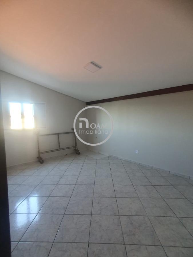 Casa à venda com 4 quartos, 192m² - Foto 17