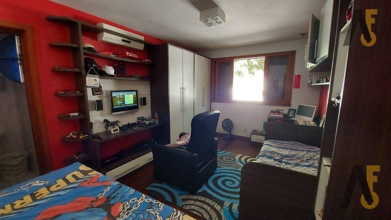 Casa à venda com 3 quartos, 360m² - Foto 5