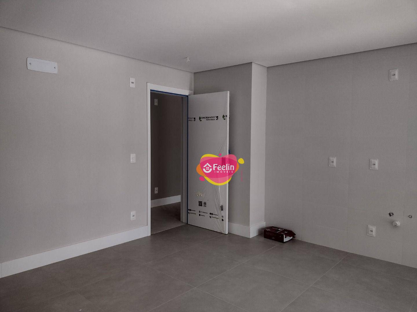 Apartamento à venda com 3 quartos, 115m² - Foto 4