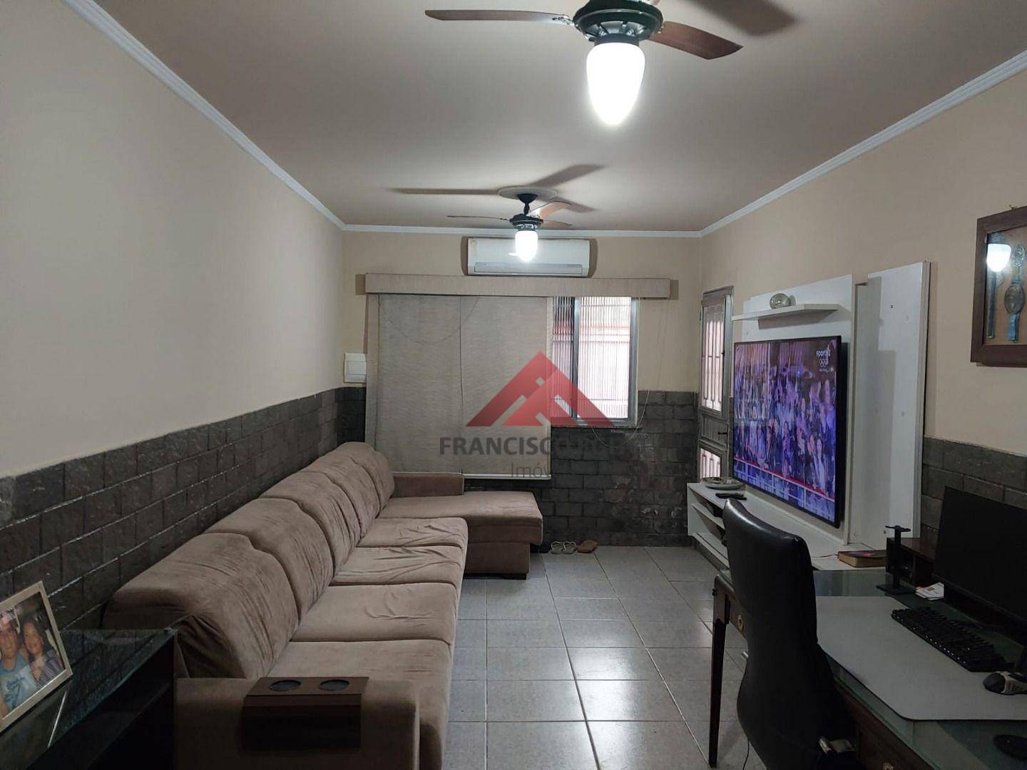 Casa à venda com 4 quartos, 181m² - Foto 6