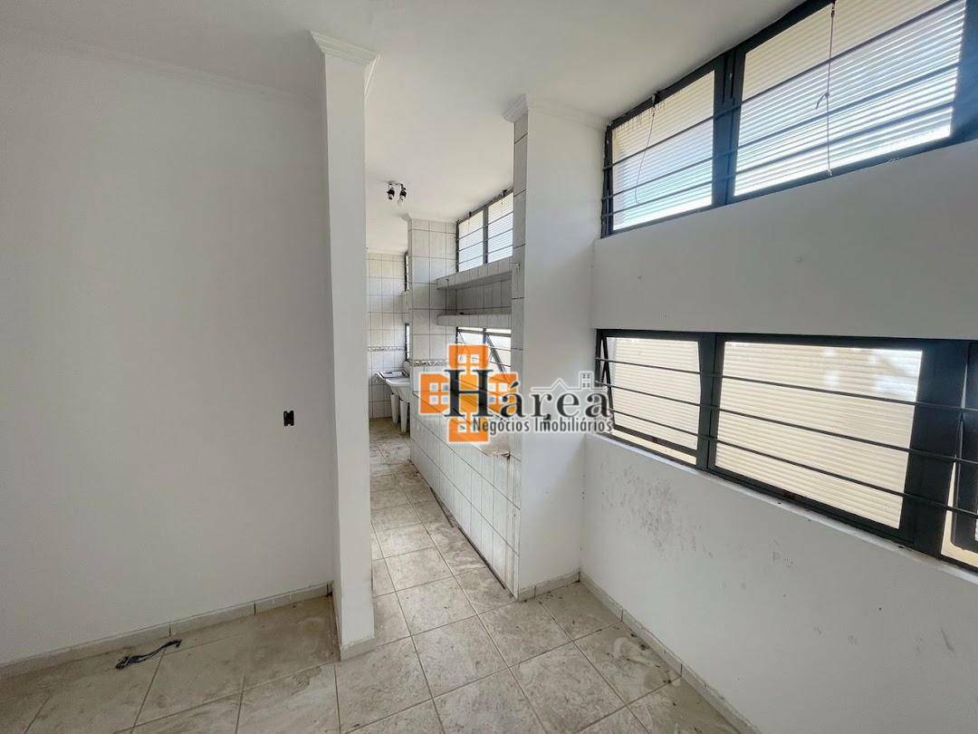 Casa à venda e aluguel, 220m² - Foto 13