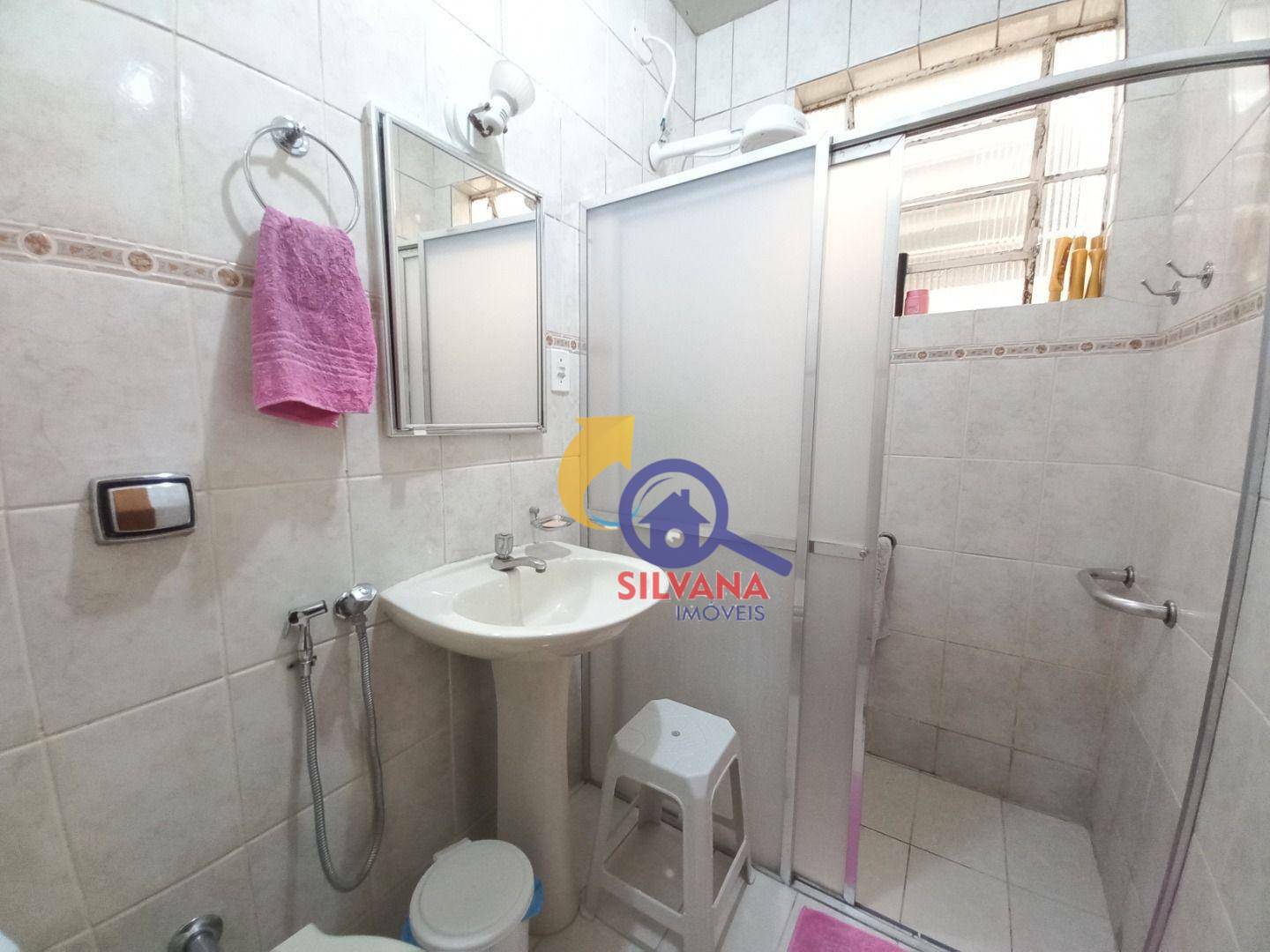 Casa à venda com 4 quartos, 229m² - Foto 11