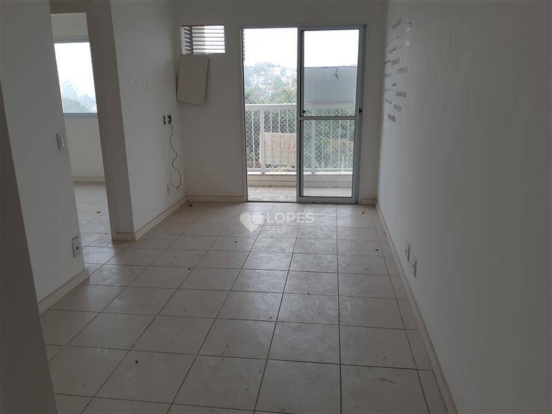 Apartamento à venda com 2 quartos, 57m² - Foto 1