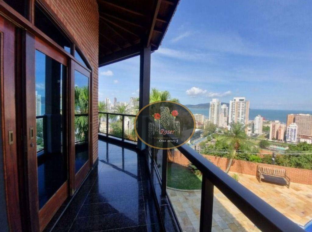 Casa de Condomínio à venda com 5 quartos, 550m² - Foto 1