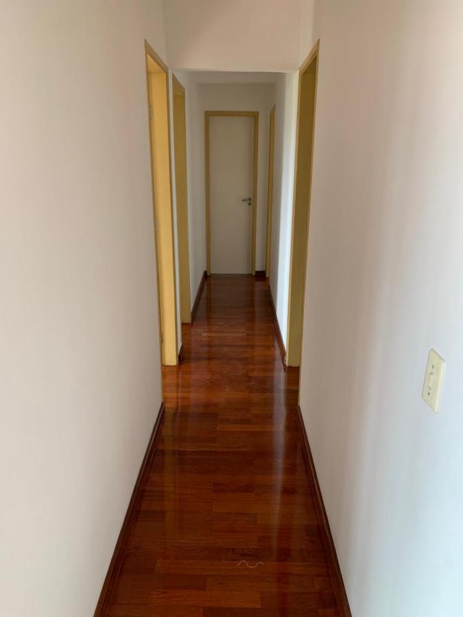 Apartamento para alugar com 4 quartos, 133m² - Foto 4