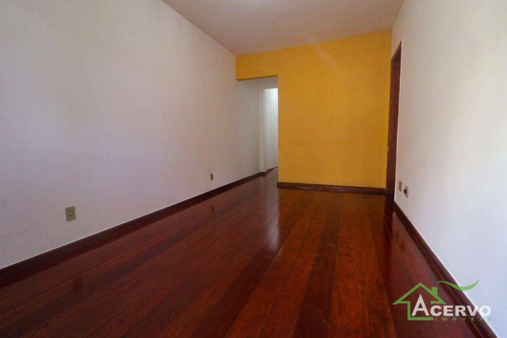 Apartamento para alugar com 2 quartos, 86m² - Foto 2