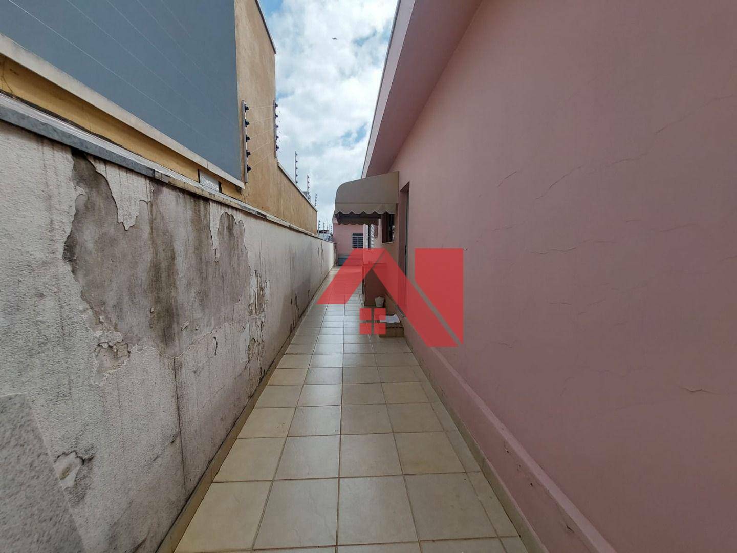 Casa à venda com 3 quartos, 180m² - Foto 20