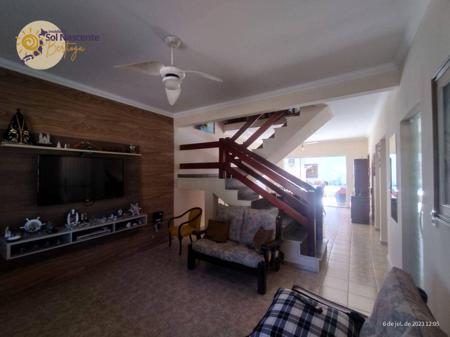 Casa à venda com 3 quartos, 340m² - Foto 27