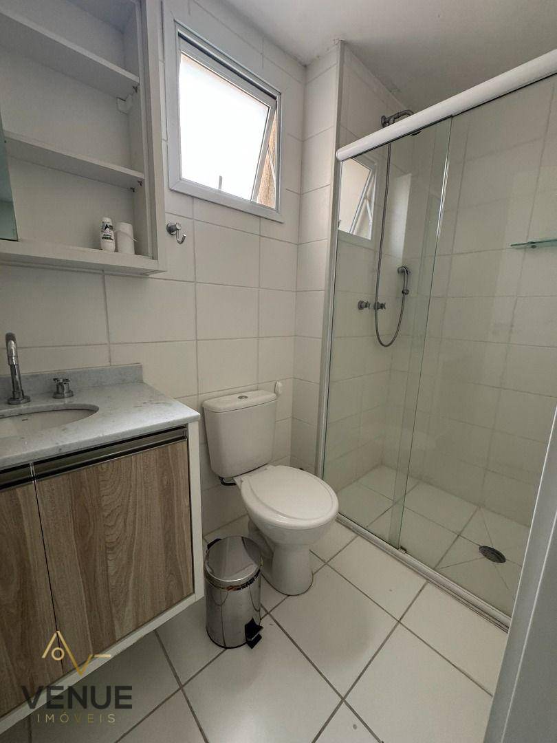 Apartamento para alugar com 3 quartos, 76m² - Foto 20