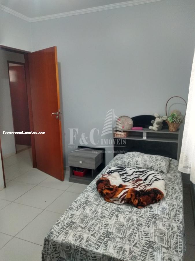 Casa à venda com 3 quartos, 168m² - Foto 12