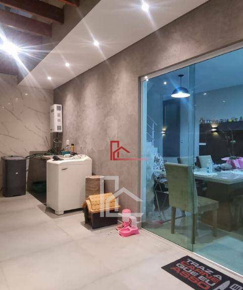 Sobrado à venda com 2 quartos, 85m² - Foto 3