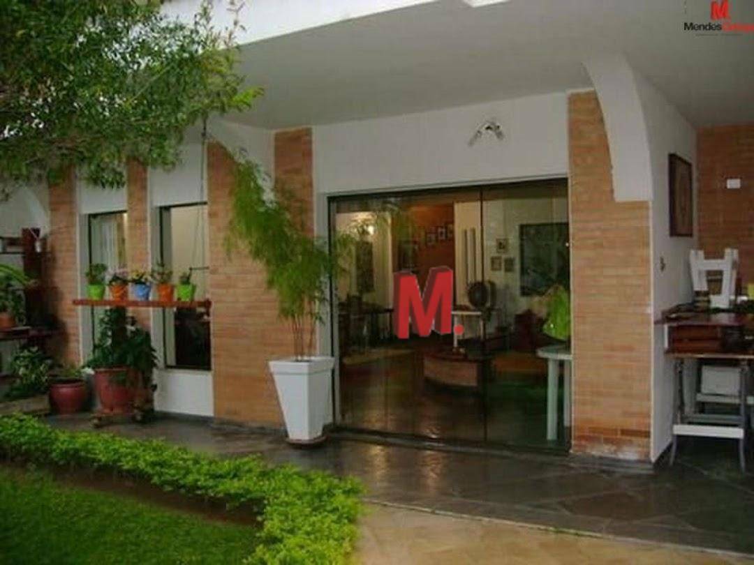 Casa à venda com 4 quartos, 300m² - Foto 15