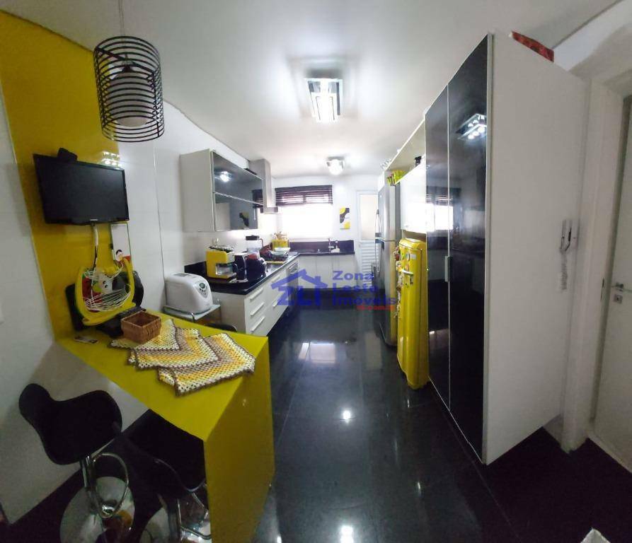 Apartamento à venda com 3 quartos, 184m² - Foto 8