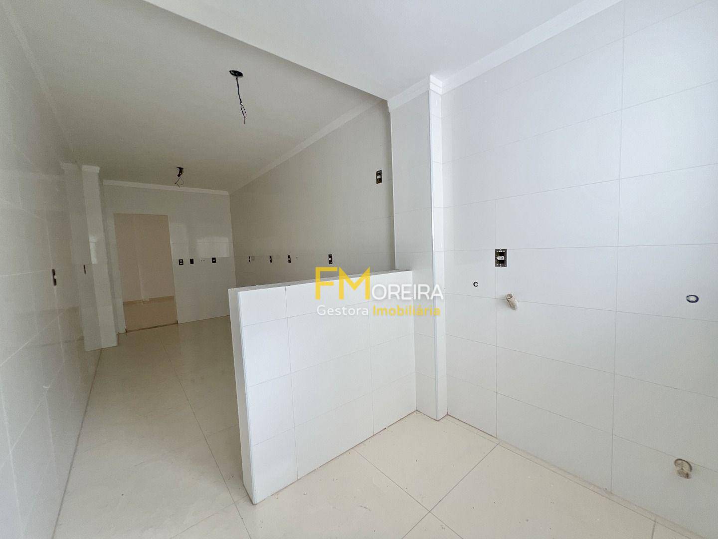 Apartamento à venda com 3 quartos, 162m² - Foto 7