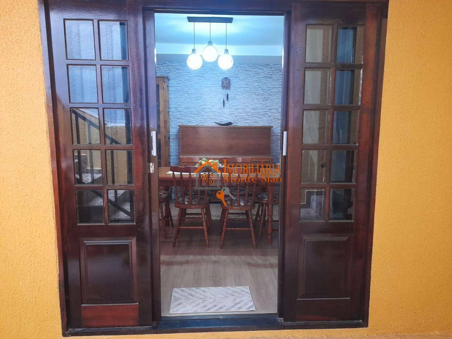 Sobrado à venda com 3 quartos, 228m² - Foto 3