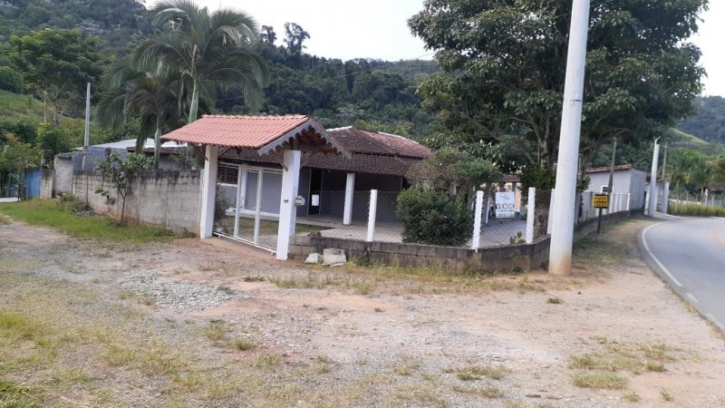 Fazenda à venda com 5 quartos, 470m² - Foto 2