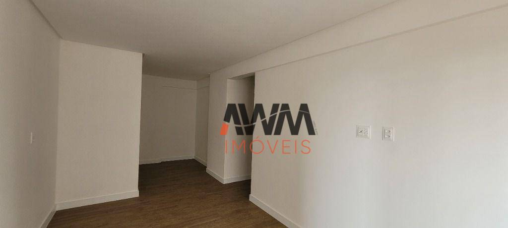 Apartamento à venda com 3 quartos, 130m² - Foto 13